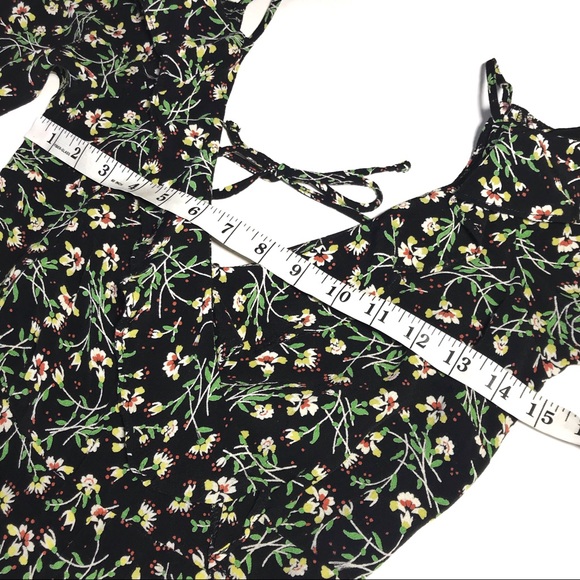 TOPSHOP Busy Garden Ruffle Cold Shoulder WrapDress - Picture 6 of 8